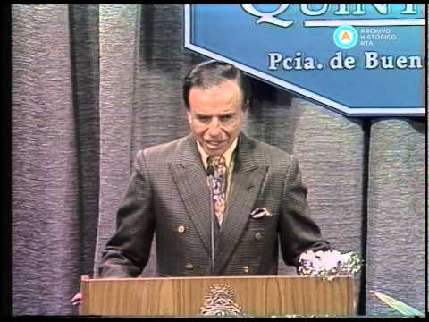 [El presidente Menem inaugura la sala de conferencias de Olivos]
