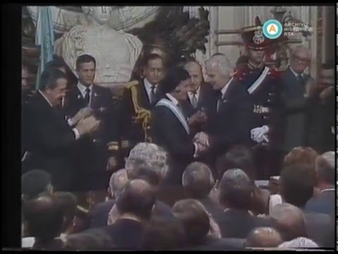 [Primera asunción presidencial de Carlos Menem]